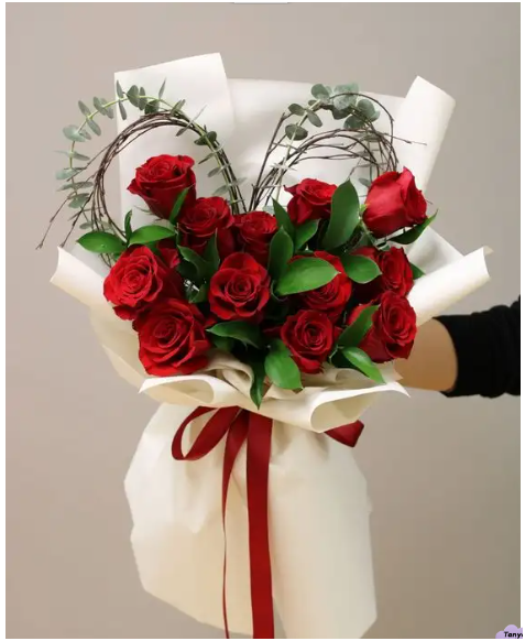 Buket Mawar Merah Klasik